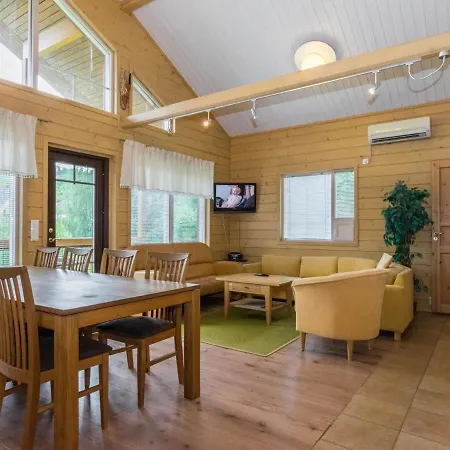 Holiday home Himosaurinko By Interhome